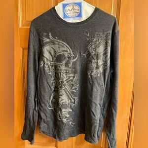 Men’s long sleeve shirt.